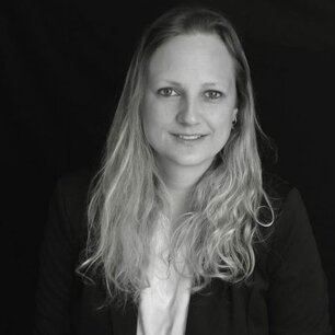 Kirstin-Kossmann-Bild-2-400x400
